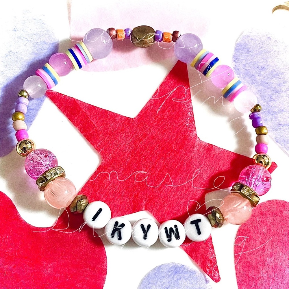 1989 Taylor Swift bracelet